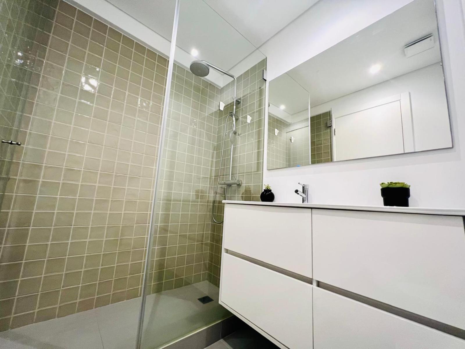 Rooms, Ideal Location For Tourists Hostel Lisbon